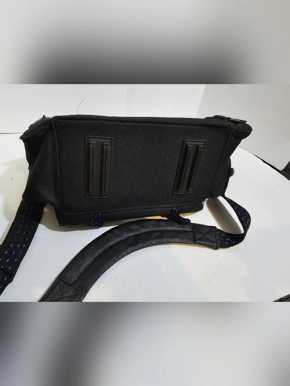 Samsonite Vintage Deluxe black digital or film camera or camcorder bag